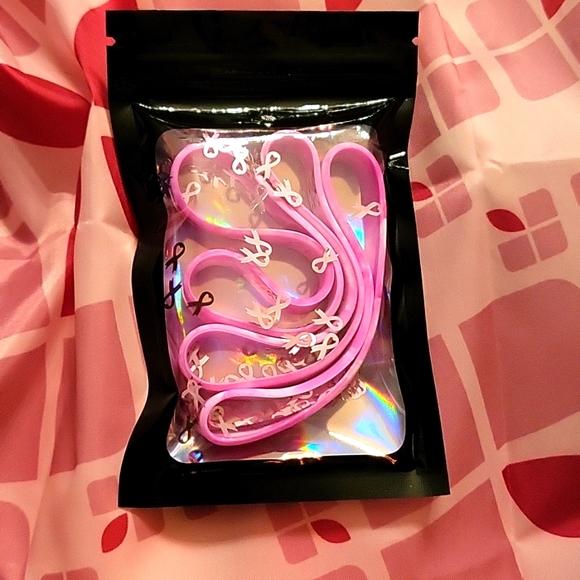 3 BREAST CANCER AWARENESS BRACLETS - Picture 2 of 2